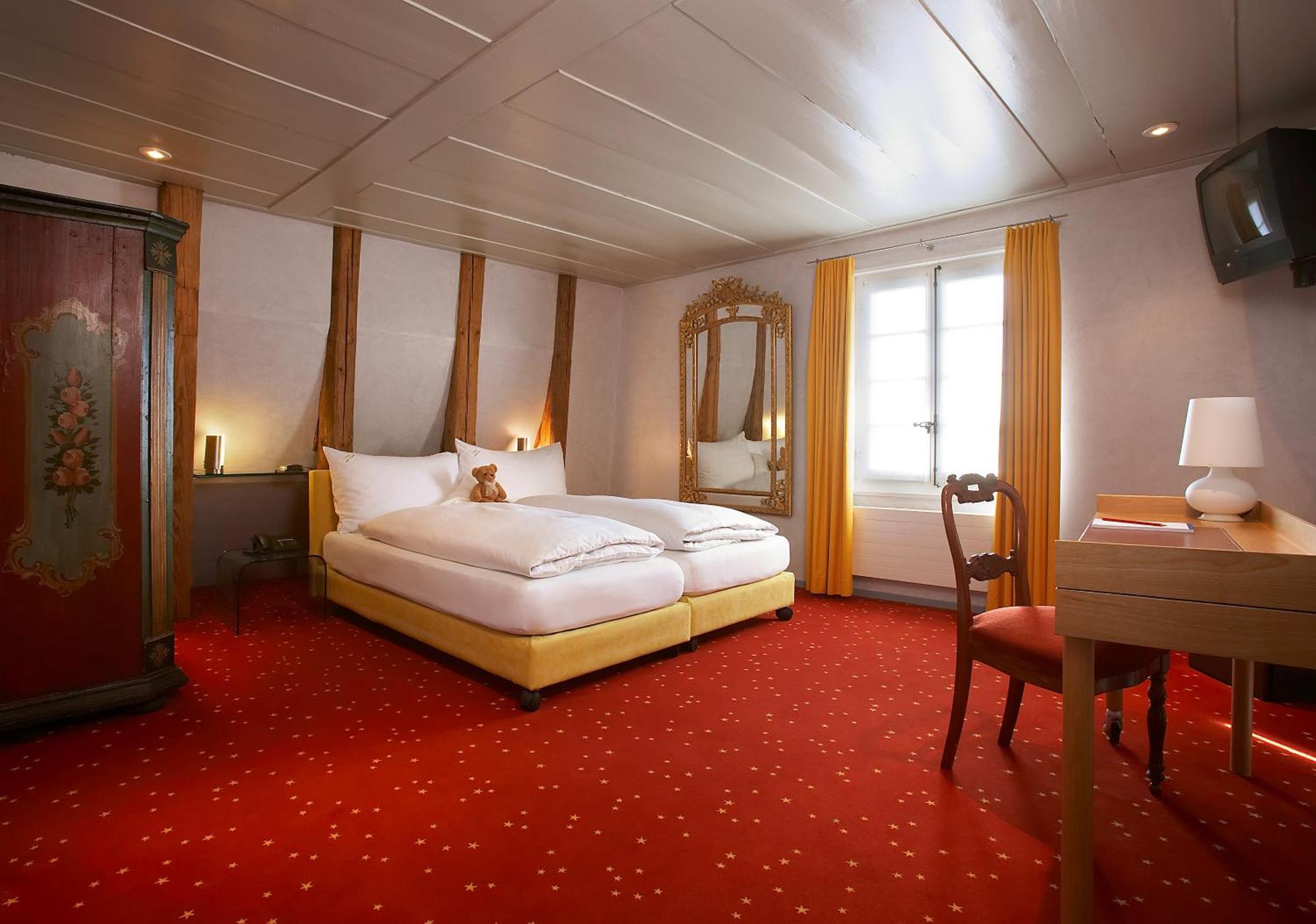 Hotel Romantik De L'ours
